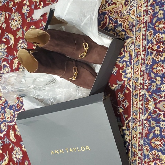 Chain Block Heel Suede Booties - Picture 10 of 12